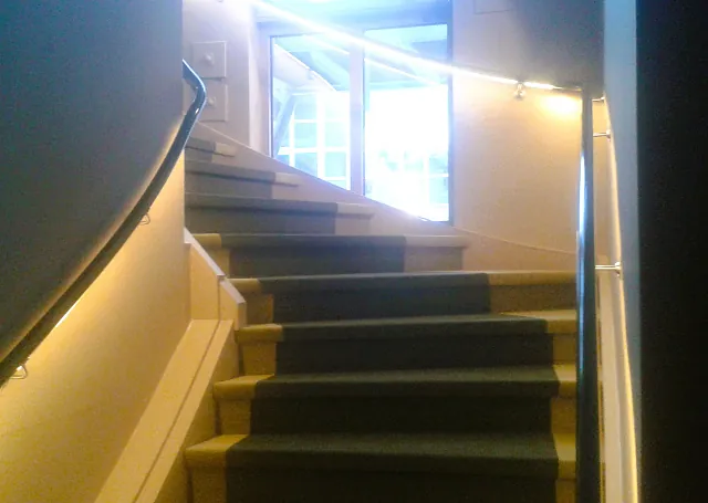 Håndløper, Trapper, Dører